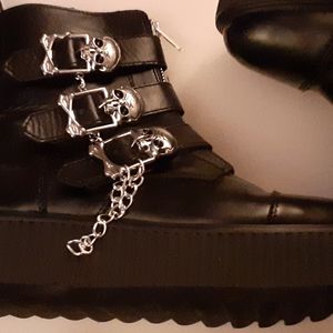 Dark guild creeper platform